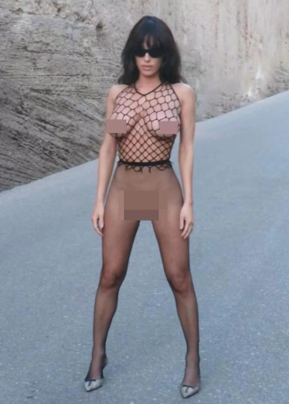 Bianca,  Kanye West anh 1