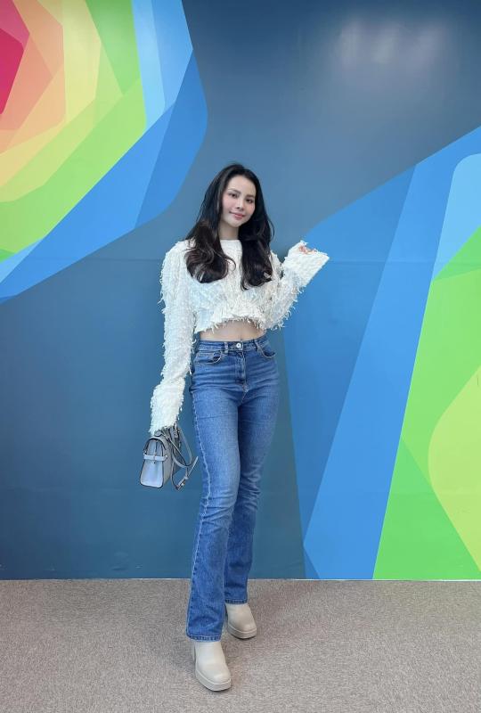 Vu Hong Viet,  Thuy Anh,  HLV Hong Viet anh 7