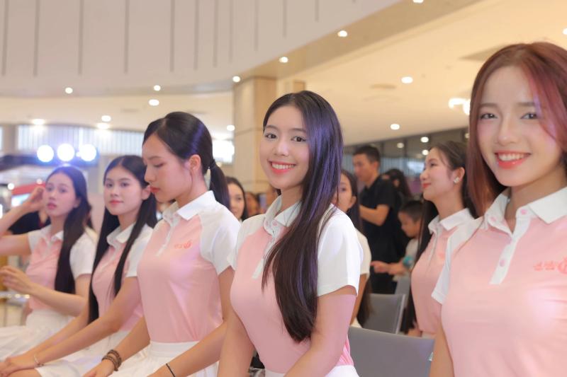 hoa hau viet nam,  hoa hau hoan vu,  miss cosmo anh 8
