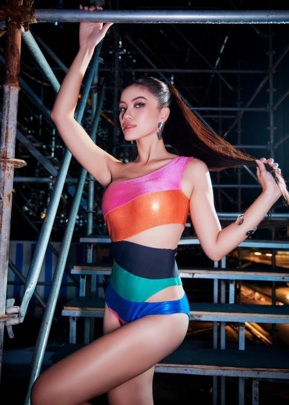 hoa hau hoan vu,  miss cosmo,  phuong linh,  kim ngan,  minh nhan anh 4