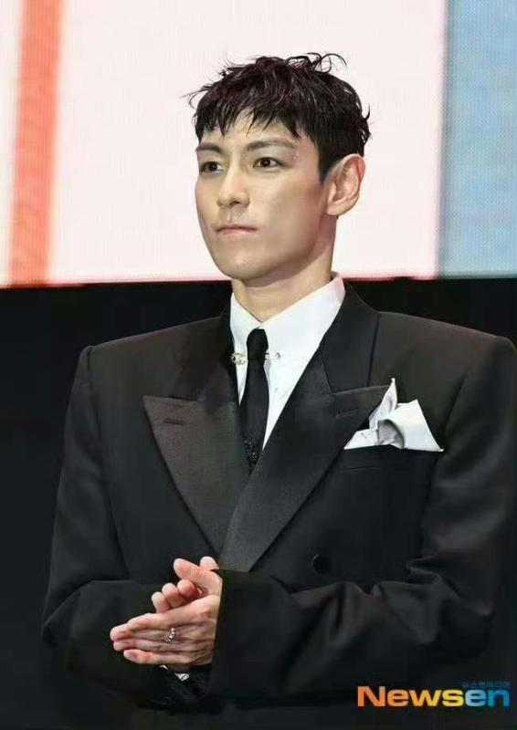 T.O.P,  ca si T.O.P,  Squid Game anh 2