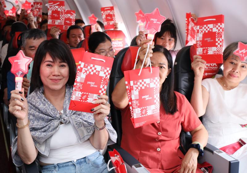 Vietjet anh 8