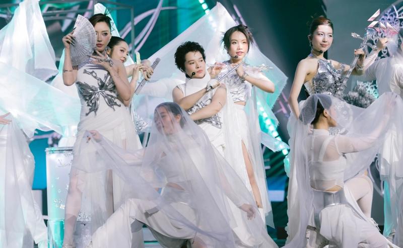 Em xinh "say hi" anh 3