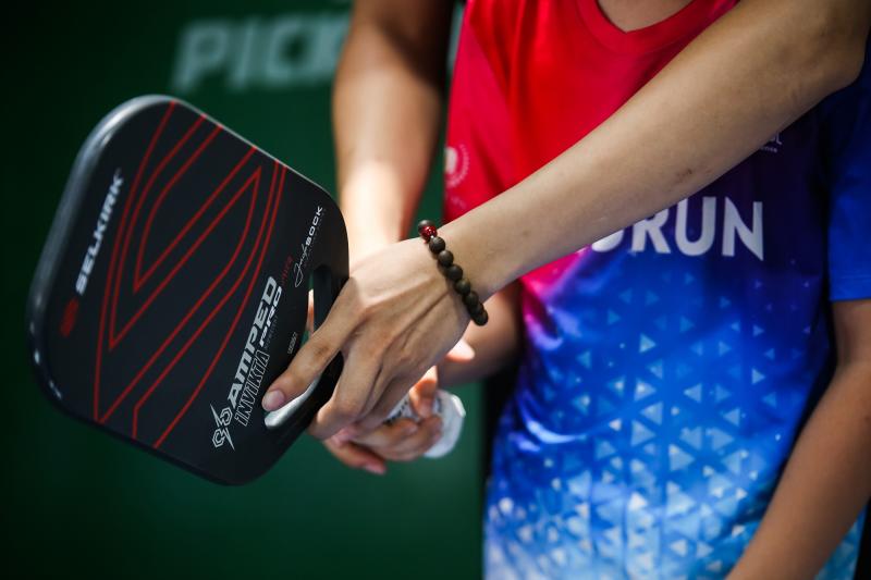 pickleball tre em, hoc pickleball he, khoa hoc pickleball, pickleball ha noi, san choi he, tre em nghi he, mon the thao he, pickleball cho be, lop hoc pickleball, pickleball la gi, tre em choi the thao, van dong mua he, trai he the thao, pickleball de choi, hoat dong he cho be, the thao tre em, san choi pickleball, hoc phi pickleball, pickleball pho vinh hung anh 7