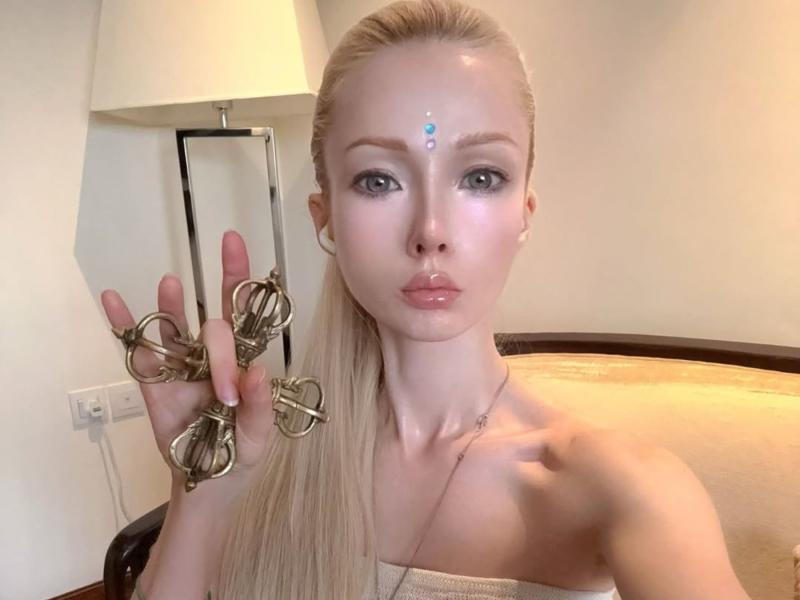 bup be Valeria Valeryevna Lukyanova anh 9