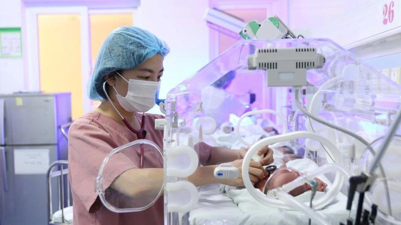 cap cuu thai nhi anh 1