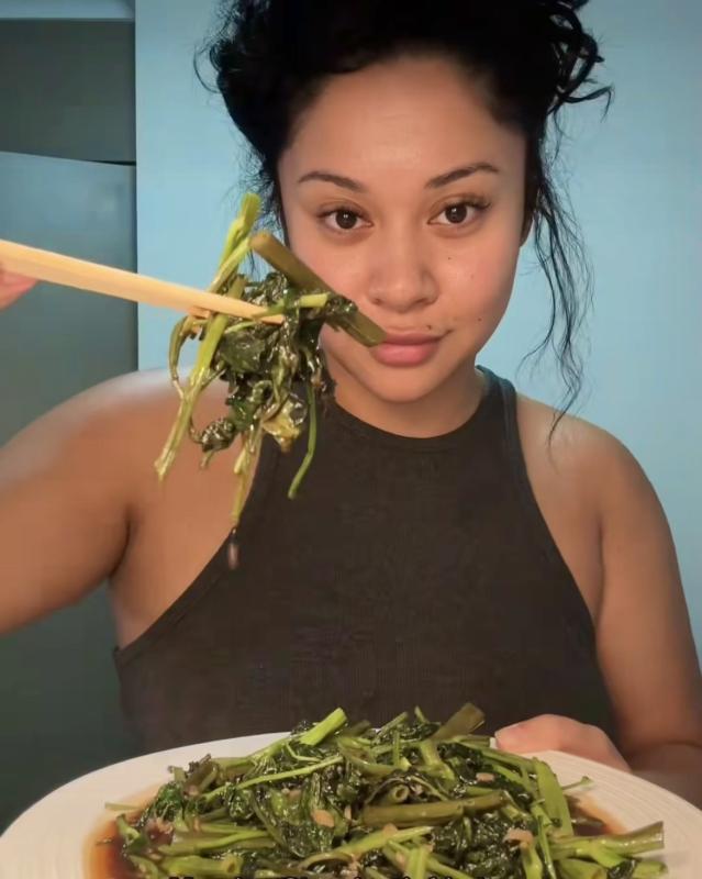 rau muong xao toi anh 4