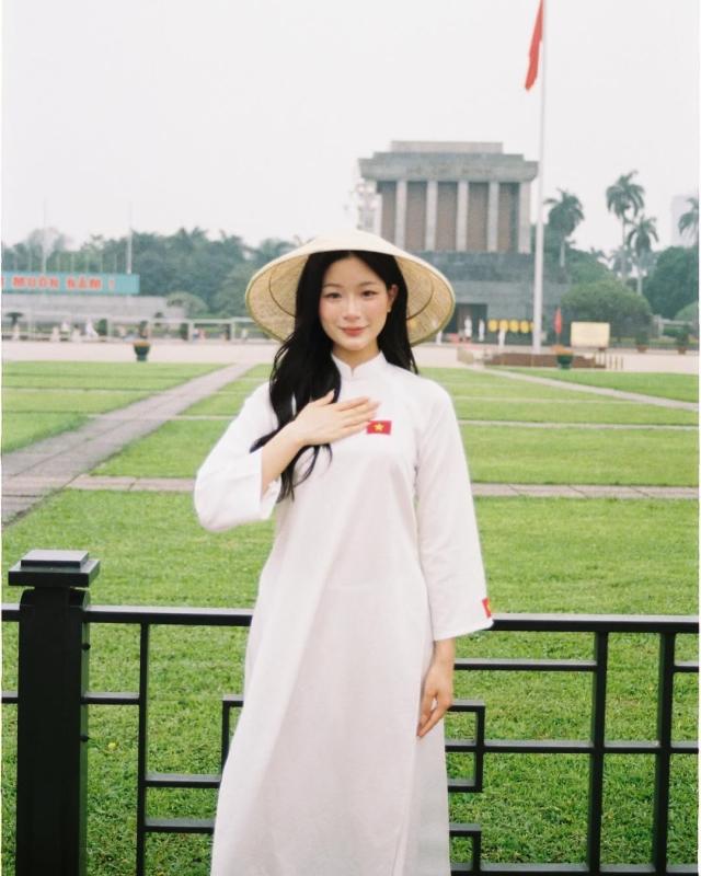 Thach Trang la ai,  Thach Trang phot,  Thach Trang sinh nam,  ten that Thach Trang, Thach Trang an cap tranh,  Thach Trang dao tranh,  Thach Trang instagram,  YouTuber Thach Trang anh 8