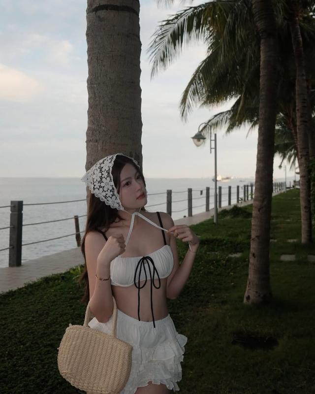 Tang My Han,  HIEUTHUHAI,  ban gai HIETTHUHAI,  Lo Lem,  Quyen Linh,  con gai Quyen Linh,  Hat De anh 5
