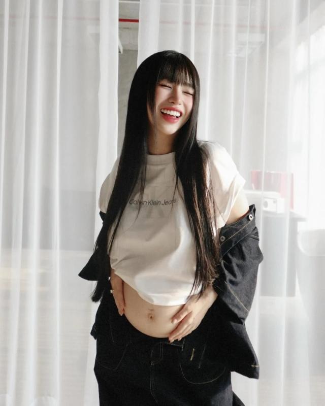 Linh Bui,  con gai Xuan Hinh,  Xuan Hinh,  Rihanna,  Joyce Pham,  con gai Minh Nhua,  Minh Nhua,  dai gia Minh Nhua anh 6