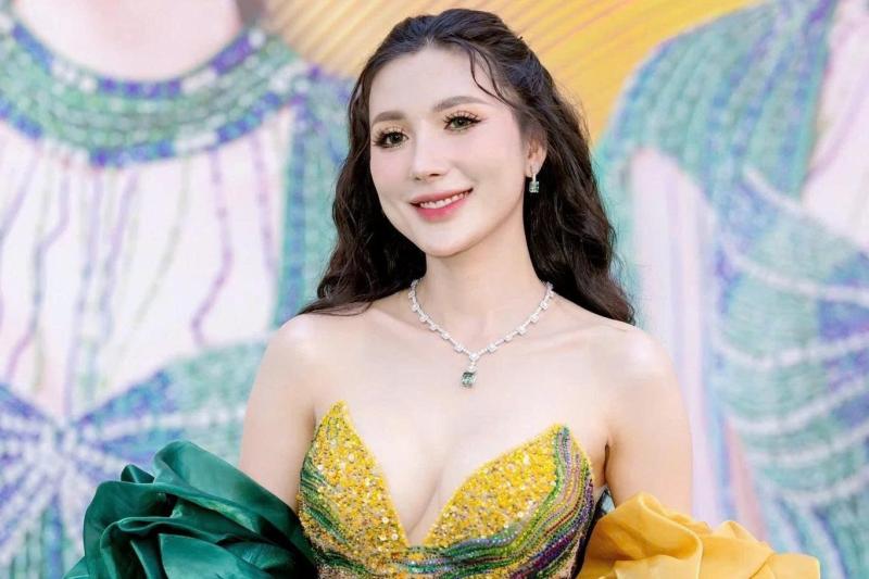 Ngan Collagen bi dieu tra anh 3