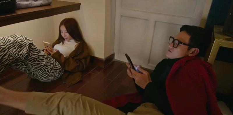 Phim kinh di,  Nam muoi,  duoi day ho anh 2