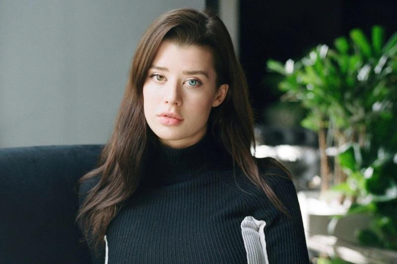 hot girl hai mau mat anh 1
