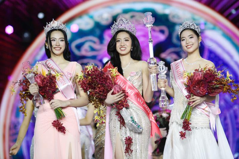 hoa hau Viet Nam,  chung ket hoa hau,  ha truc linh anh 1