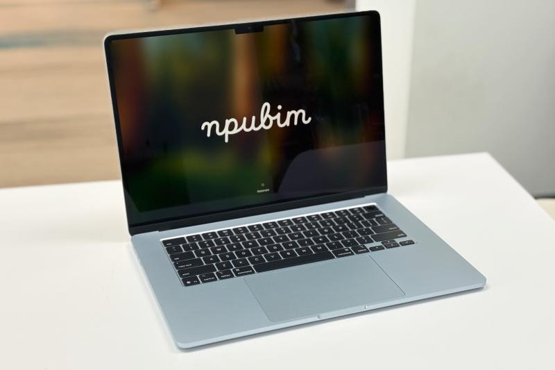 Apple MacBook Pro M5,  MacBook Air M4,  Apple ra mat MacBook,  may tinh Apple anh 1