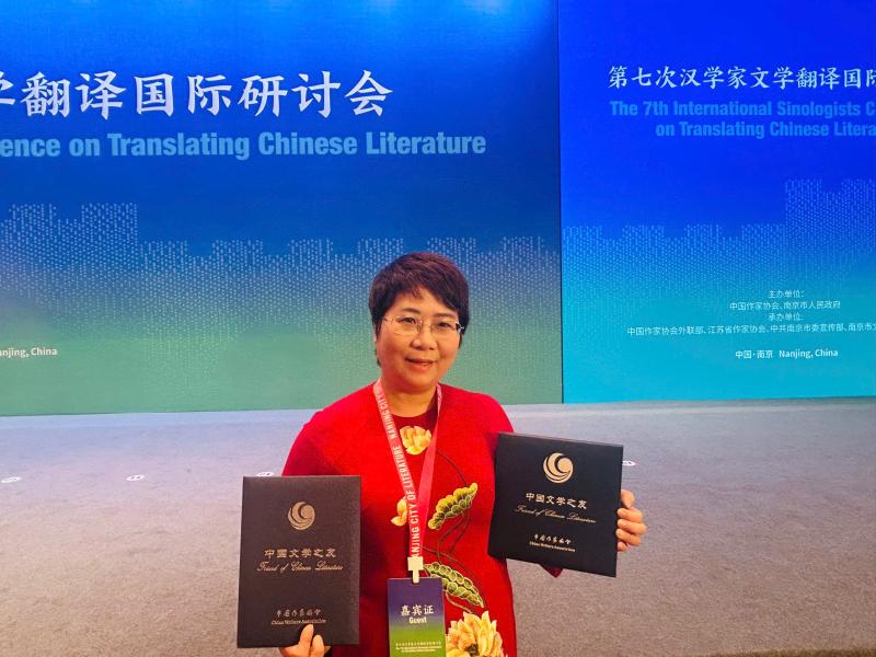 van hoc Viet,  dich Viet Trung,  thi truong Trung Quoc,  xuat khau van hoc anh 1