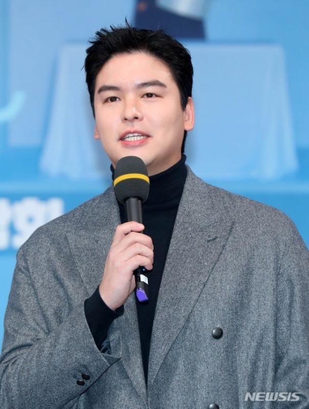 Lee Jang Woo anh 1