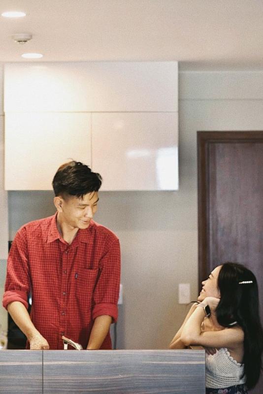 vo chong lech chieu cao anh 2