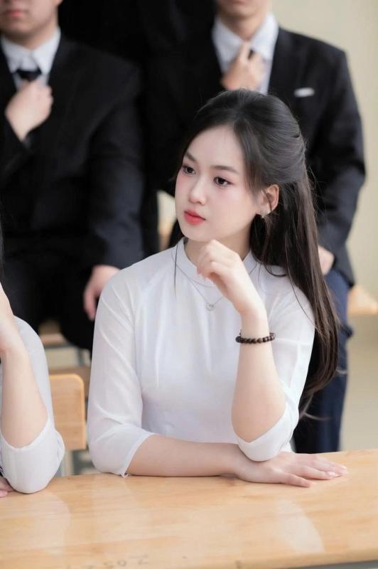 thu khoa 2025 anh 3