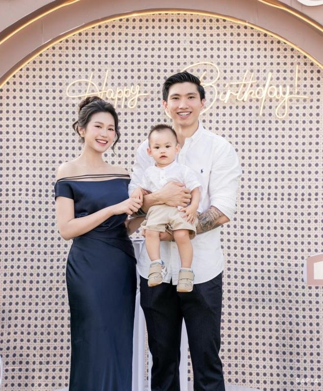 vo chong doan van hau anh 1