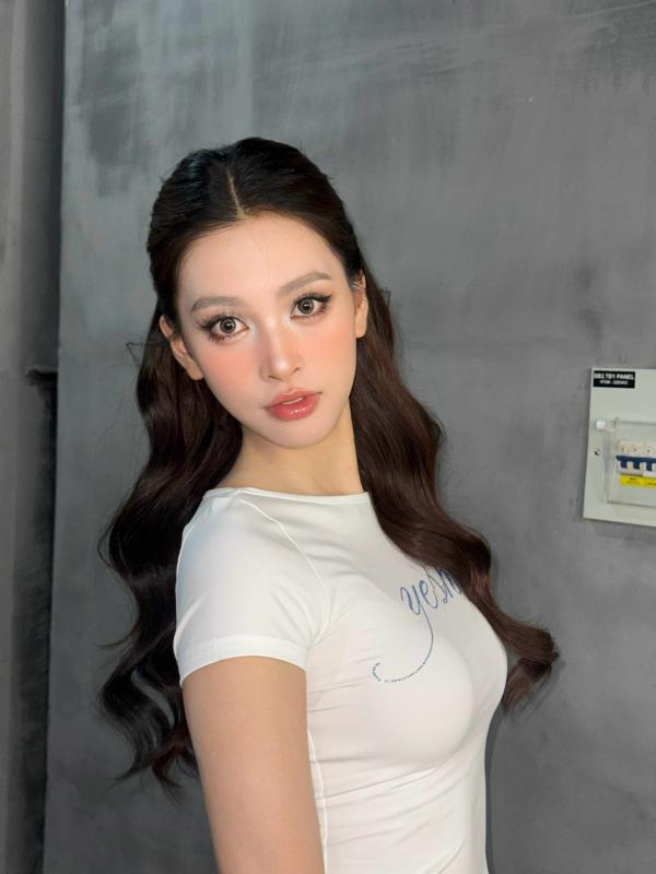 Sinh nhat Tieu Vy anh 8