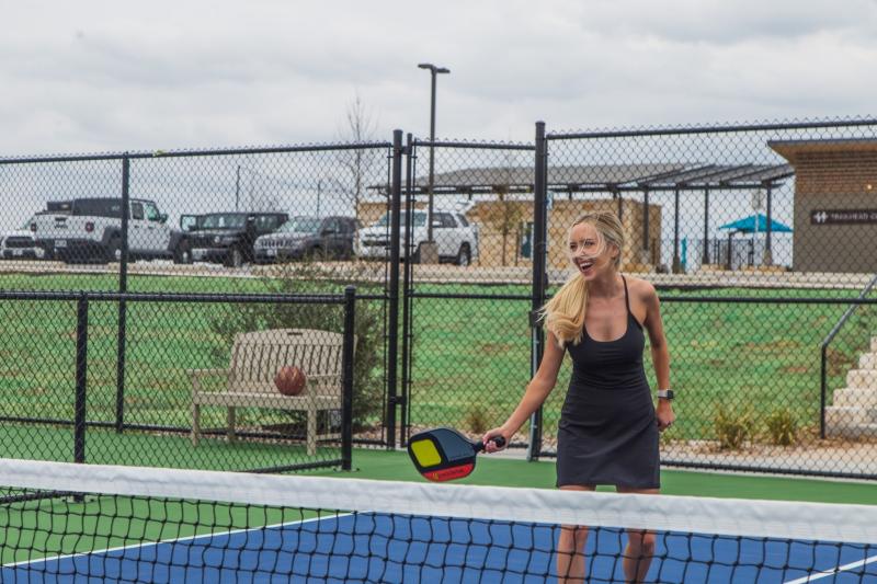 san pickleball tieng on,  giai quyet tieng on,  Los Gatos pickleball,  cach am san pickleball,  California pickleball anh 2