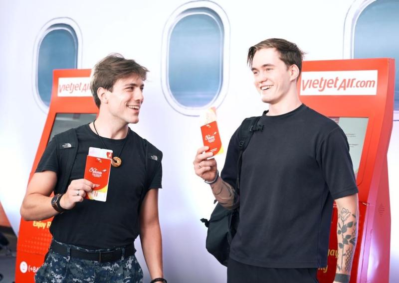 Vietjet Air,  Vietjet anh 5