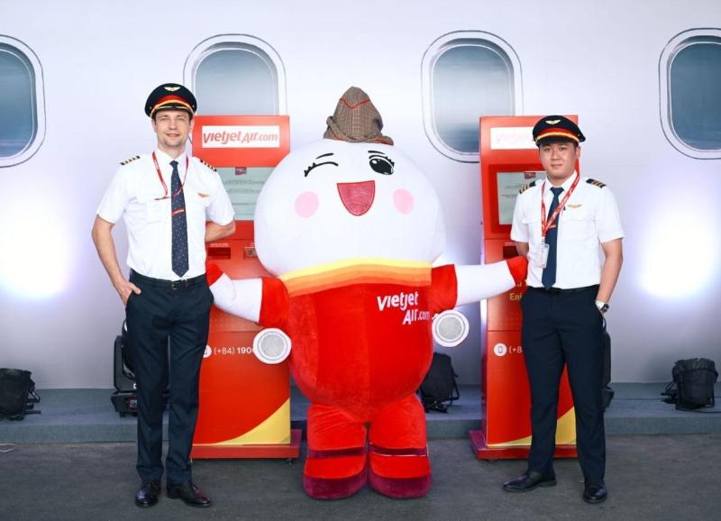 Vietjet Air,  Vietjet anh 6