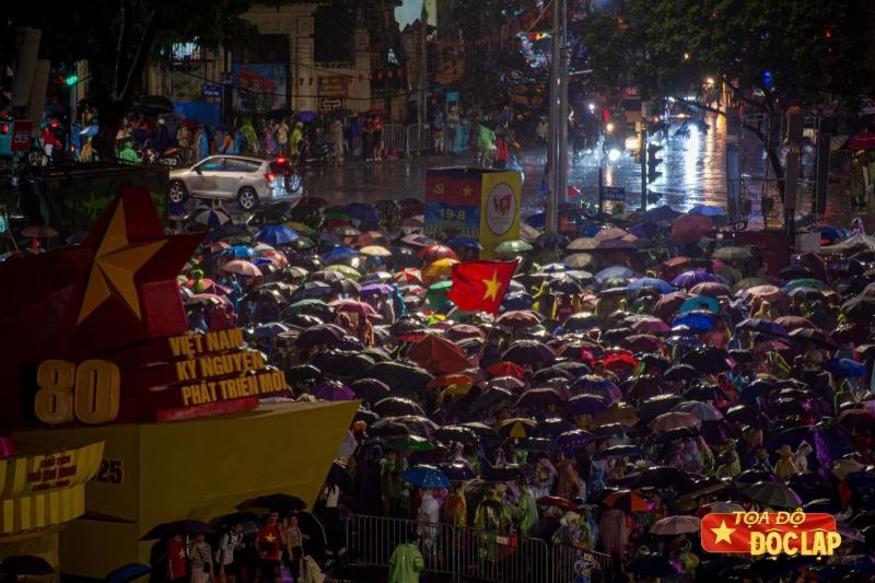 Tong duyet dieu binh 30/8 anh 7