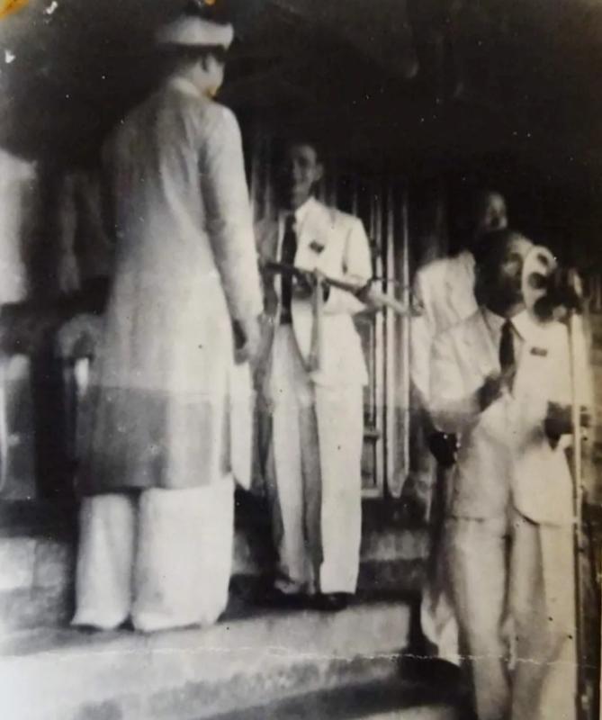 Bao Dai thoai vi anh 1