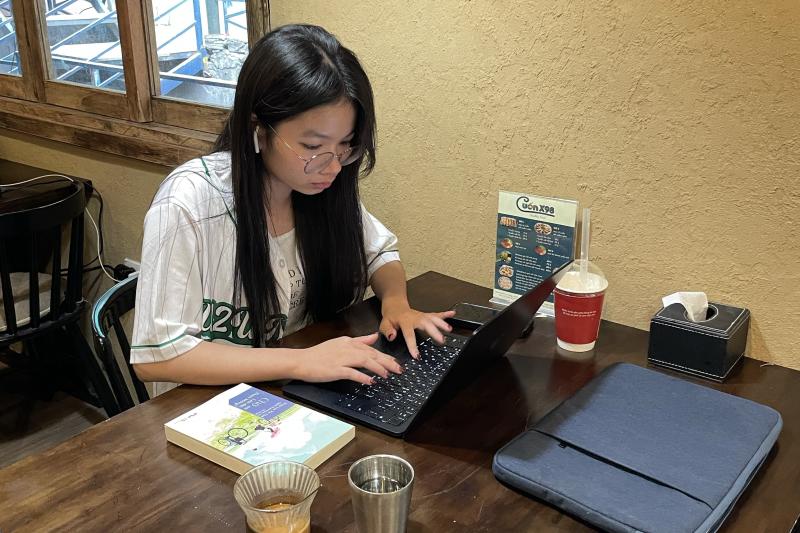 Ha Noi cam duong,  homestay ngoai thanh,  work from home,  lam viec tu xa,  nhan su Ha Noi,  doanh nghiep ung pho anh 2