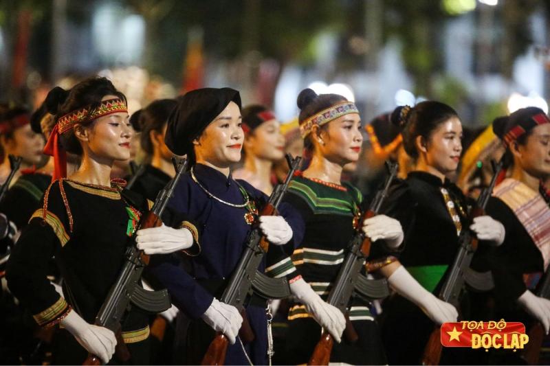 Khoi nu dieu binh anh 10
