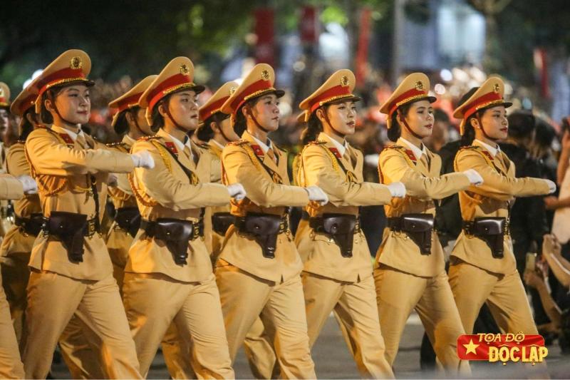 Khoi nu dieu binh anh 4