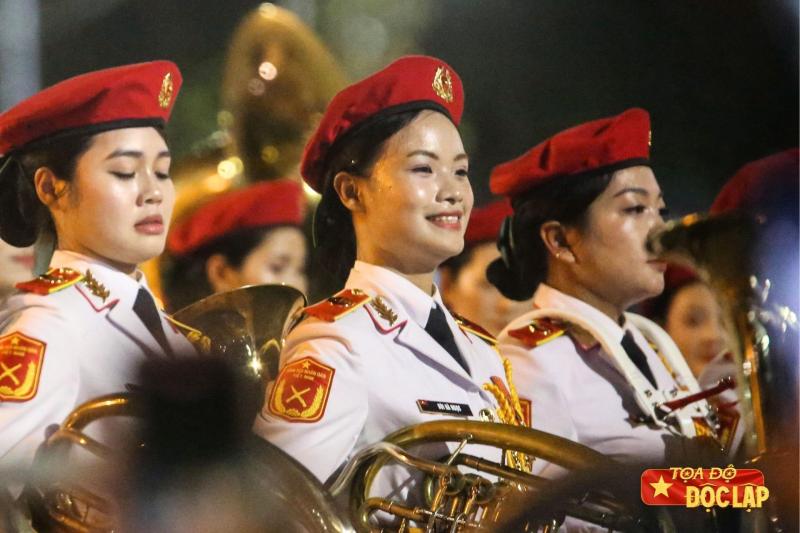 Khoi nu dieu binh anh 6