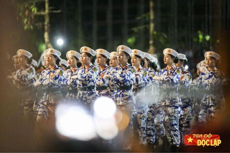 Khoi nu dieu binh anh 8
