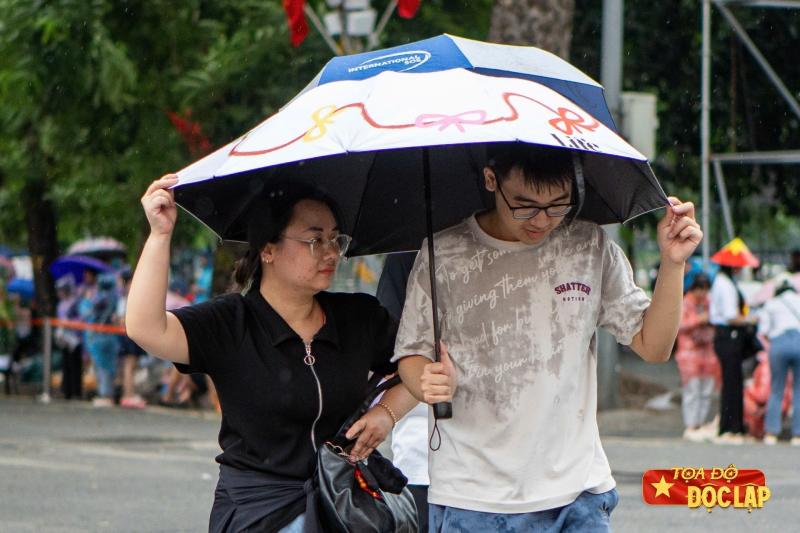 dieu binh A80,  tong duyet A80,  Quoc khanh 2/9,  xem dieu binh,  ky niem 80 nam,  dieu binh Ha Noi, hop luyen dieu binh A80,  dieu binh duoi mua, co thu xem dieu binh, xem dieu binh Ha Noi,  Quang truong Ba Dinh,  duong Thanh Nien anh 7