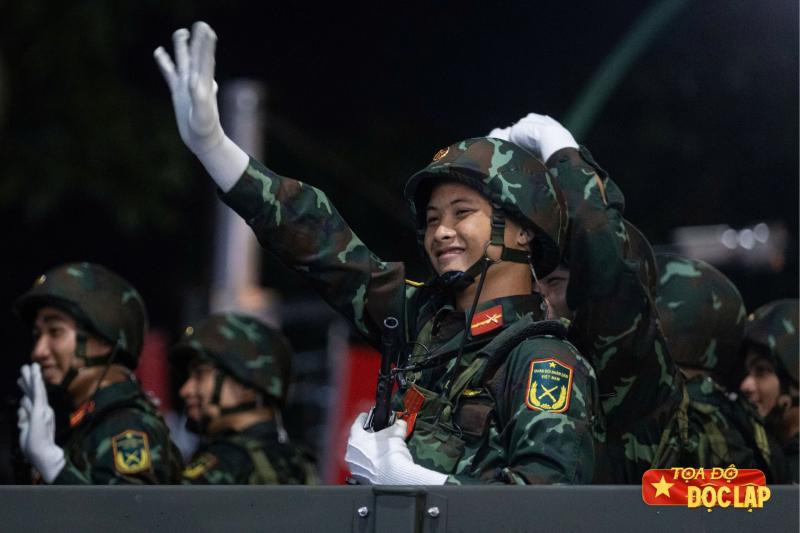 dieu binh,  dieu hanh anh 24