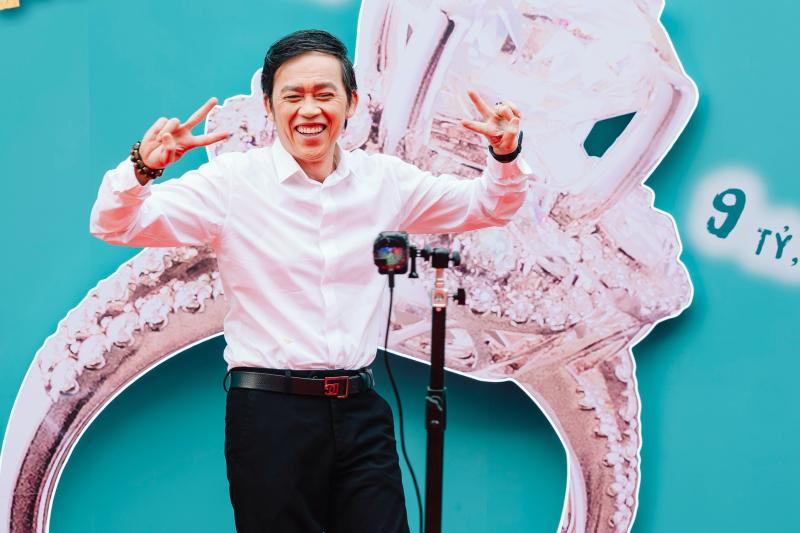 Hoai Linh anh 4