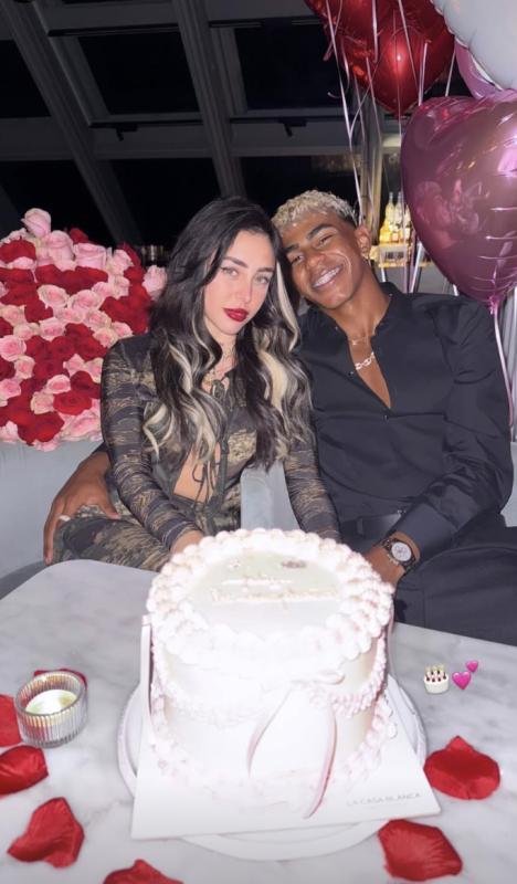 Nicki Nicole,  Lamine Yamal,  ban gai Lamine Yamal,  ban gai Yamal anh 1