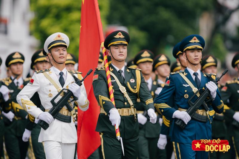 quan doi nuoc ngoai anh 1
