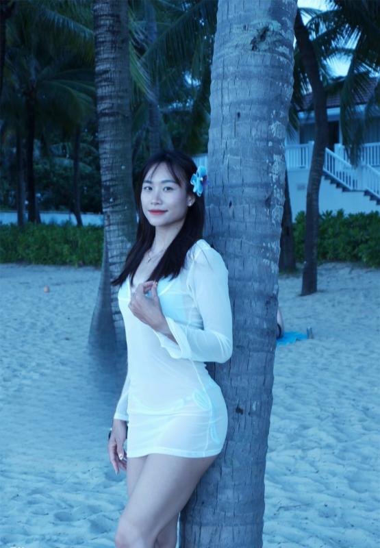 hot girl dien kinh anh 2