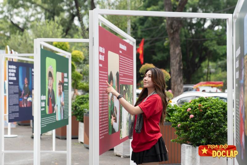 check-in,  check-in ho Guom,  check-in Ha Noi,  Le hoi Doc Lap,  Toa do Doc Lap anh 7