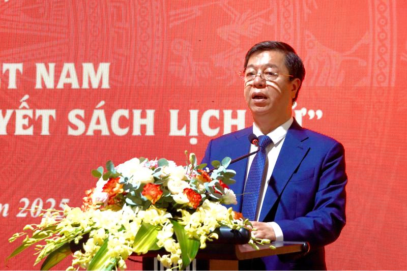 Dai hoi Dang,  A80,  Bo Cong an,  sach lich su,  Trien lam quoc gia anh 2