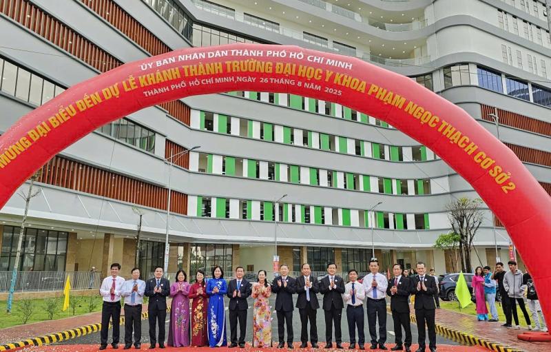 Benh vien thuc hanh anh 2