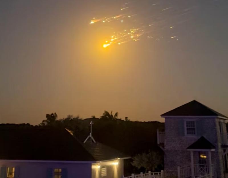 SpaceX phong ten lua anh 3