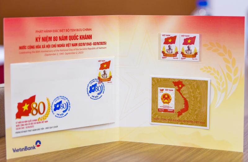 Tem 80 nam Quoc Khanh anh 6