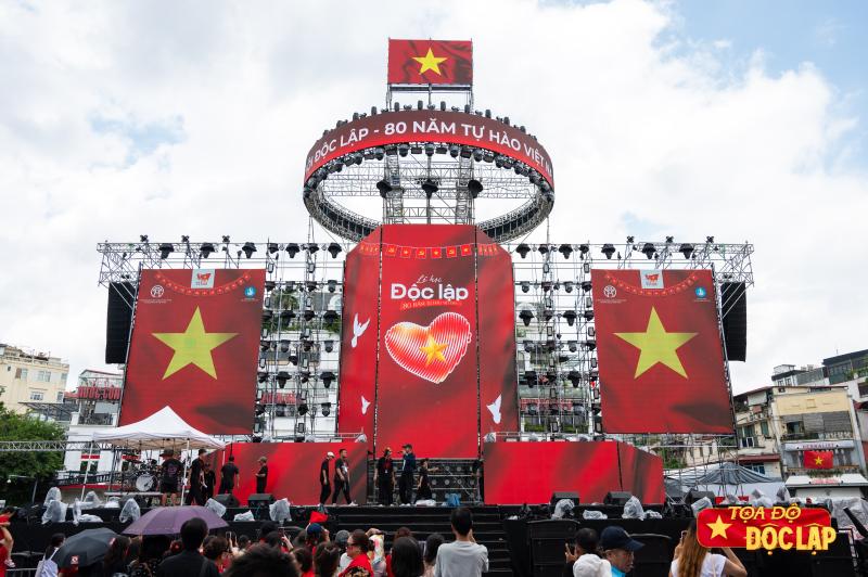 Le hoi Doc Lap anh 1