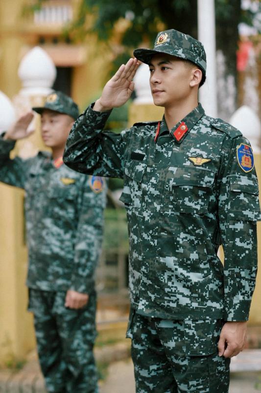 chien si phung the van anh 6