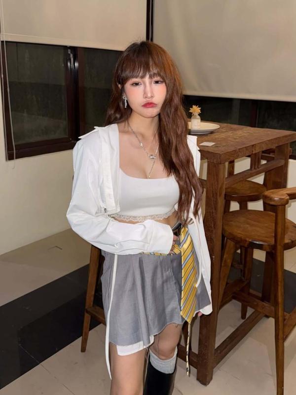vay tien fan,  ca si Dai Loan,  ca si tron no anh 1