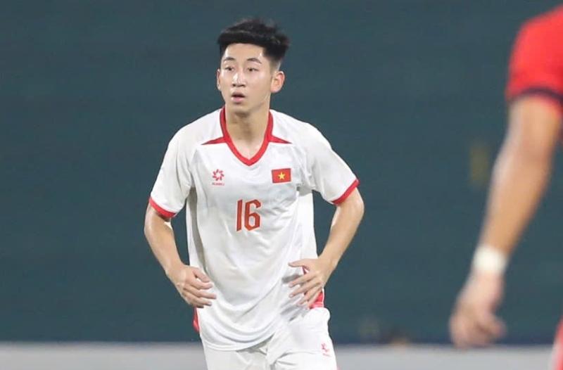U23 Viet Nam vs Singapore anh 6